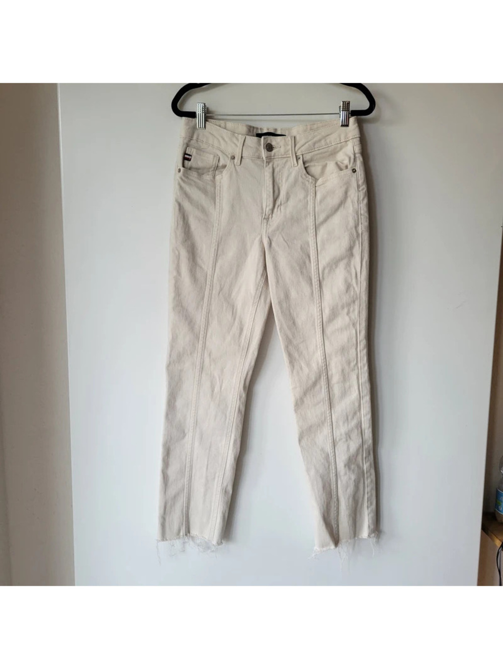 Tommy Hilfiger Tribeca Straight Jeans US 6 Womens Cream Mid Rise Raw Hem Ankle